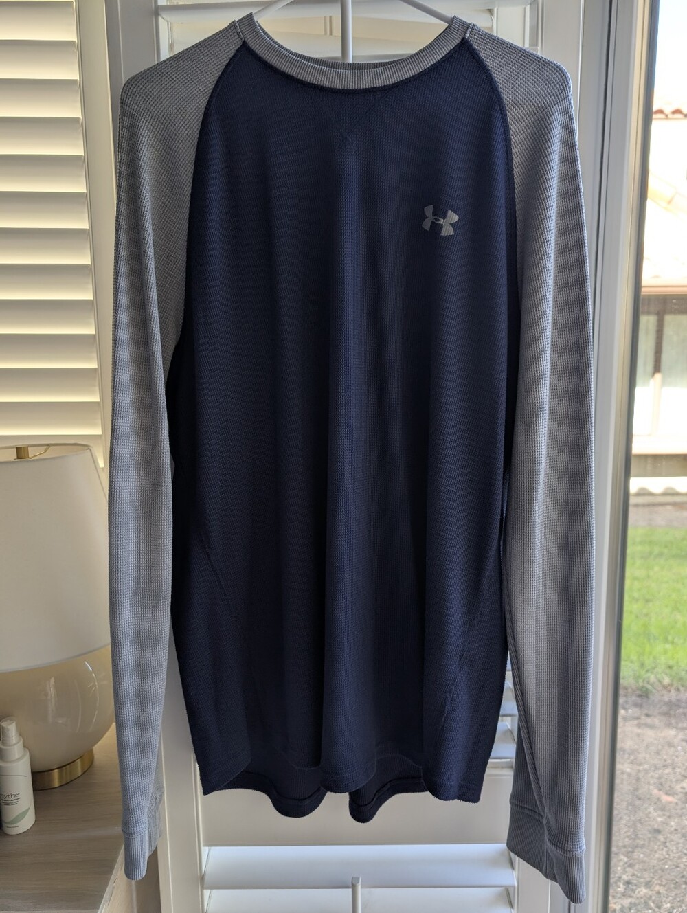 Under Armour Waffle Crew Long Sleeve Shirt Men's XL Navy Gray Color Block